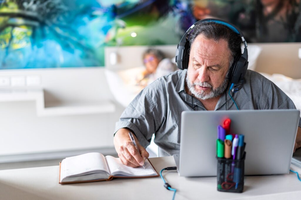 digital nomad business remote work